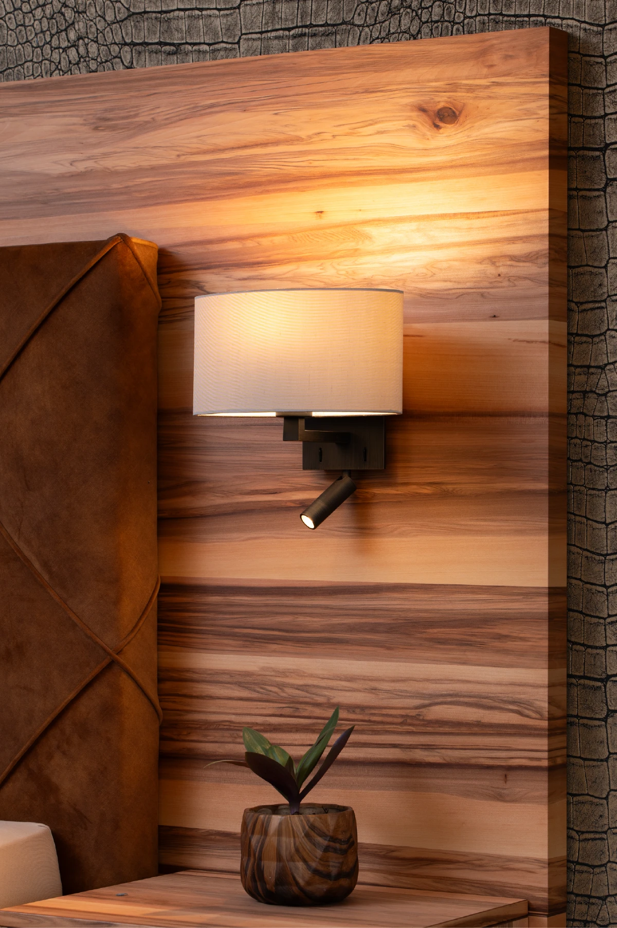 Geïntegreerde bedlamp bij hoofdpaneel Finotôre