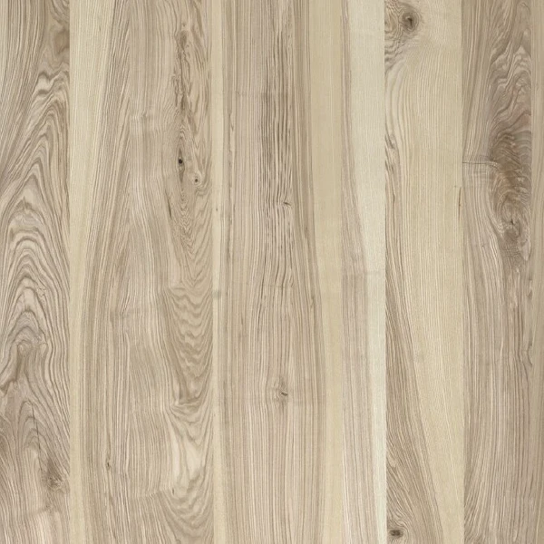 Essenhout voor een houten bed