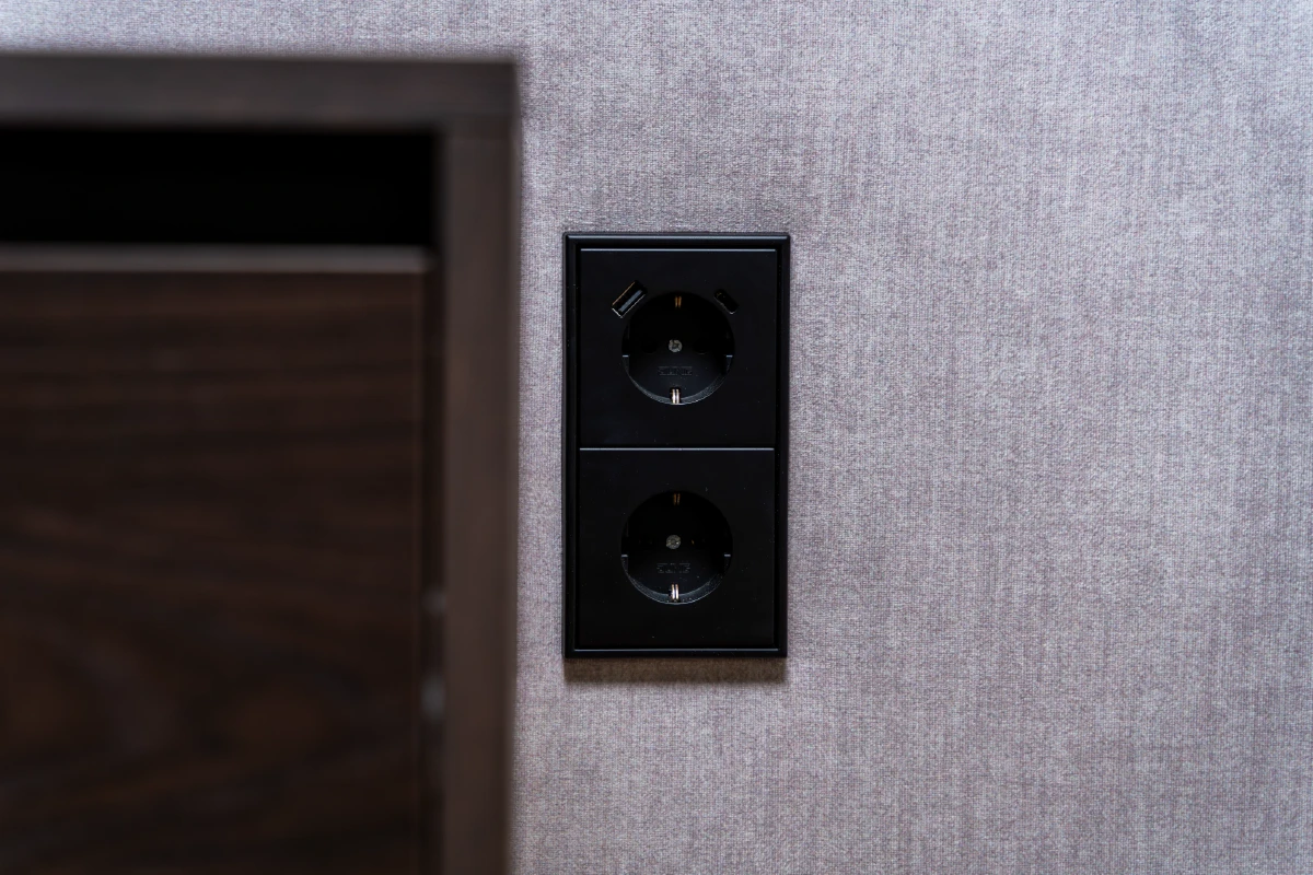 Stopcontacten en USB-punten in het hoofdpaneel Formosa