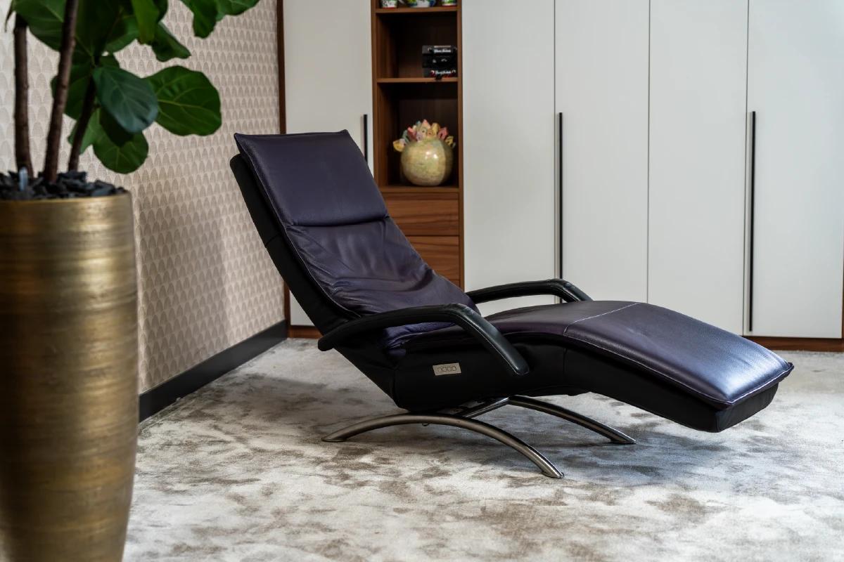 Hart-balans positie met rug verder achterover en benen in horizontale lijn