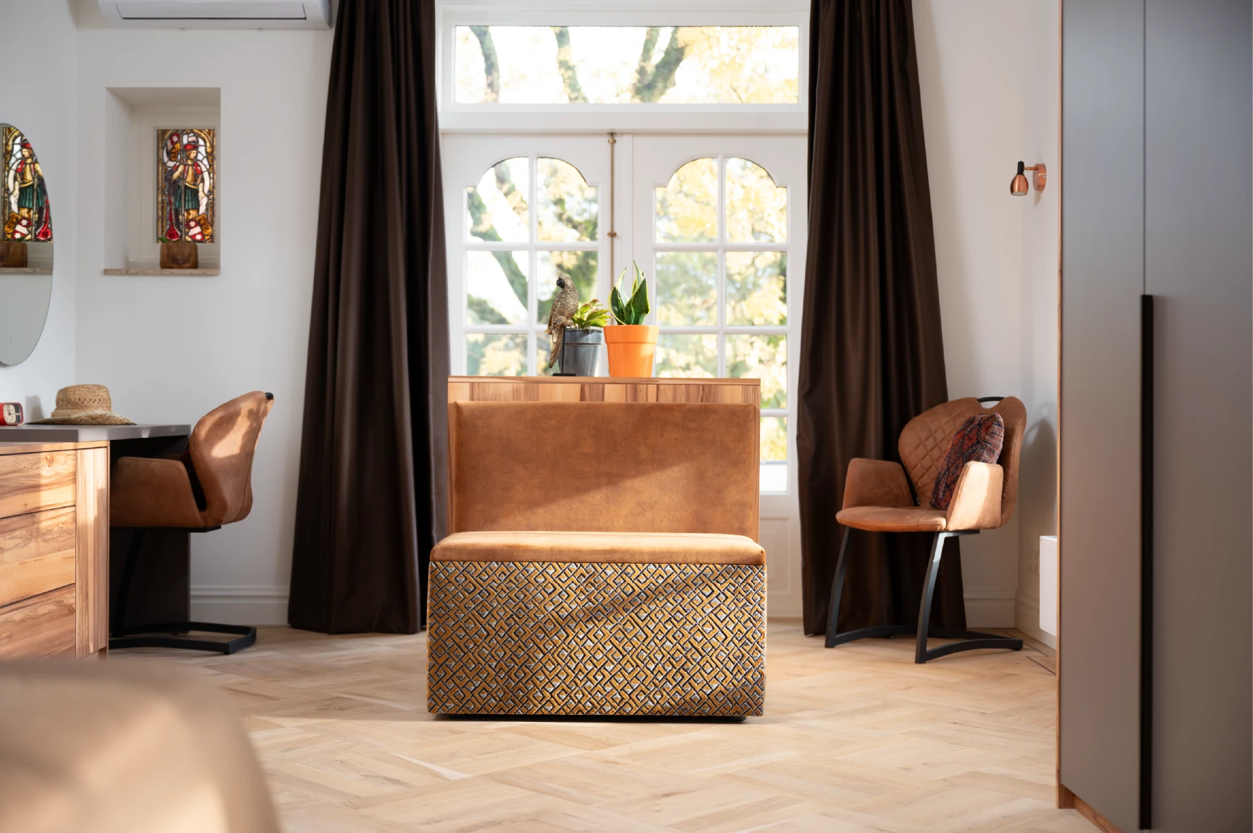 Dressing table met bankje in notariswoning