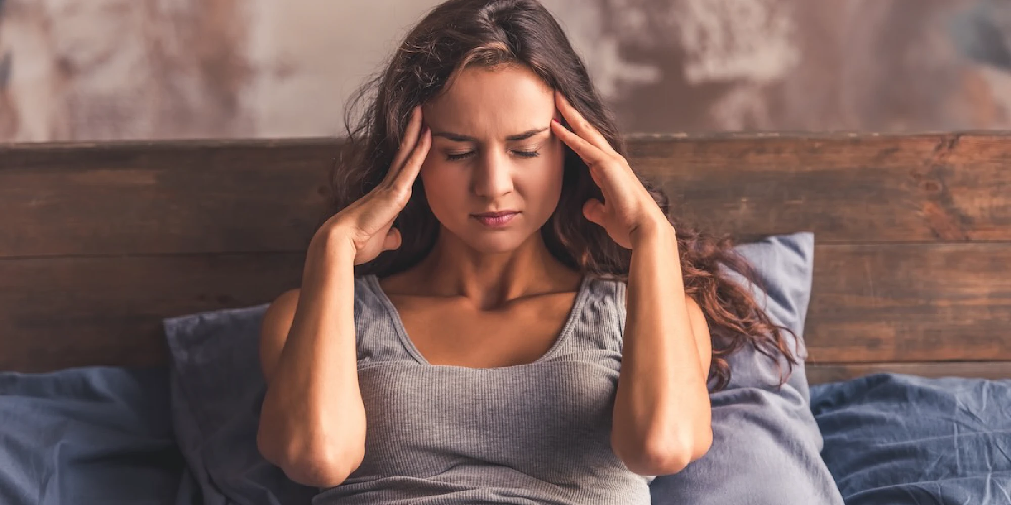 Vrouw in bed na slecht slapen