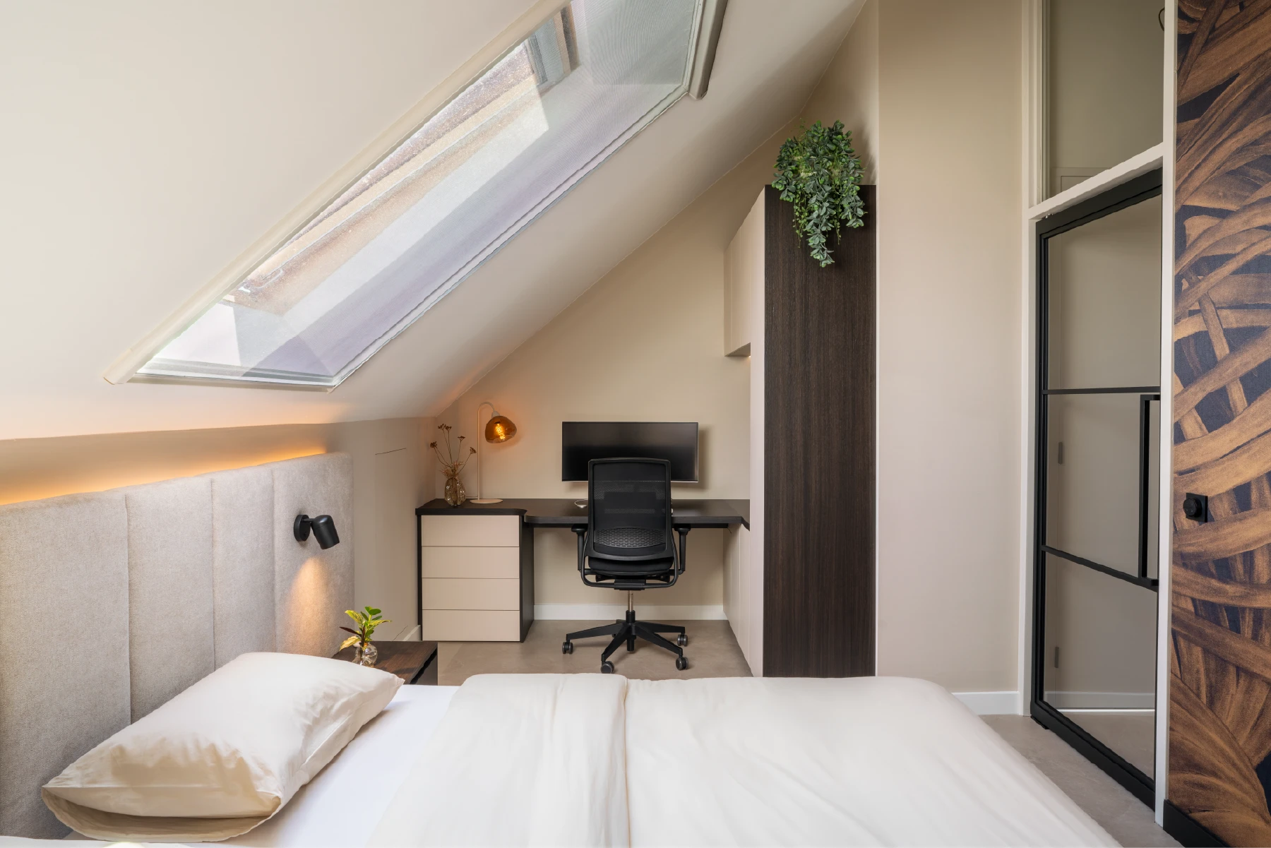 Bureau met kast op maat